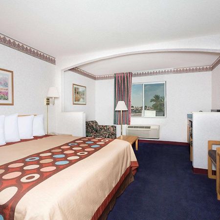 Days Inn By Wyndham Phoenix West מראה חיצוני תמונה
